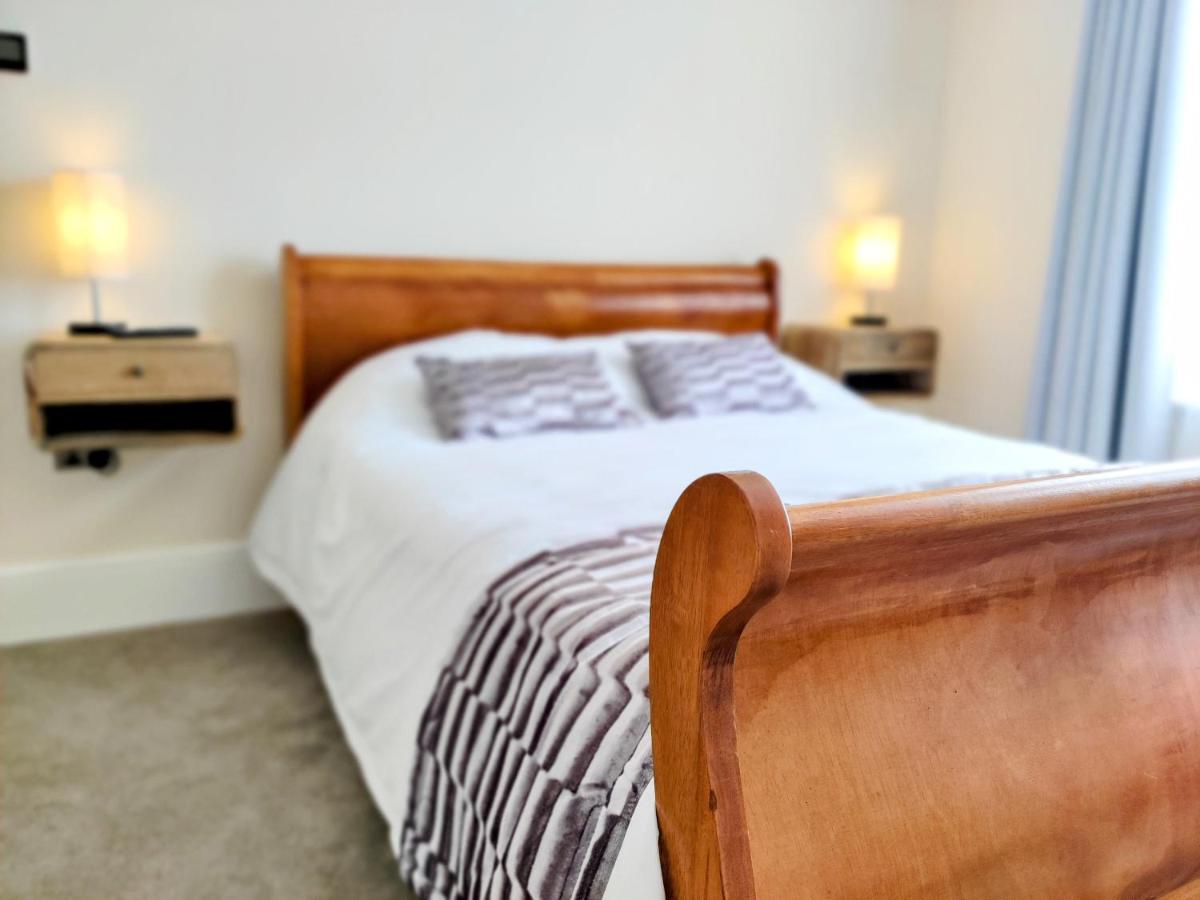 Escape To The Coast In A Luxurious Private Apartment Herne Bay Bagian luar foto